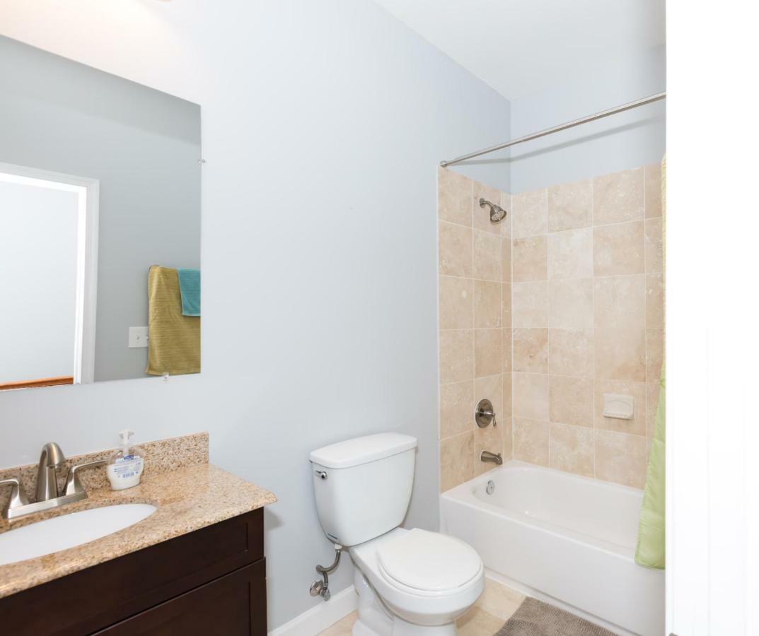 Steps To Convention Center, Downtown Dc, And Metro Station: Private And Comfortable Bedroom/Bathroom Washington Exterior foto